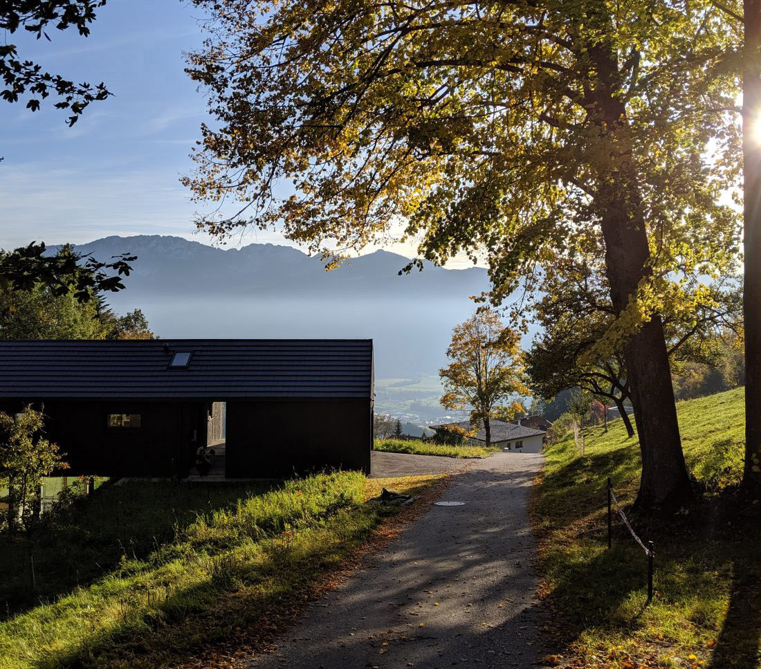 The mountain house, the house which frames the Alps sights