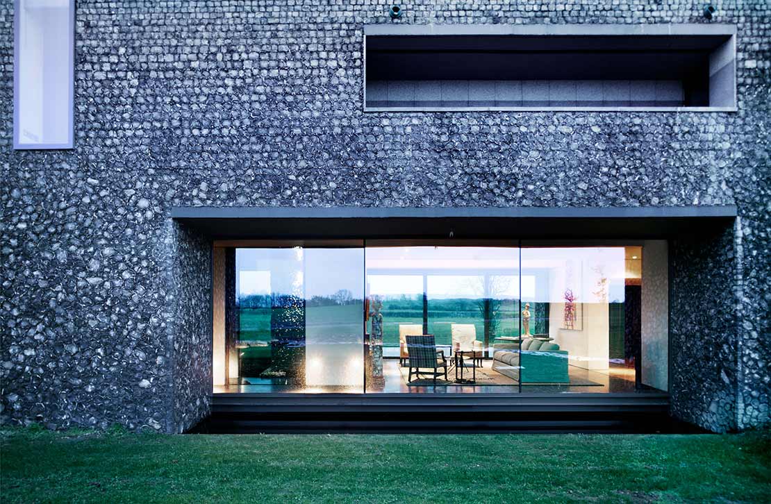 Flint House: living in a work of art