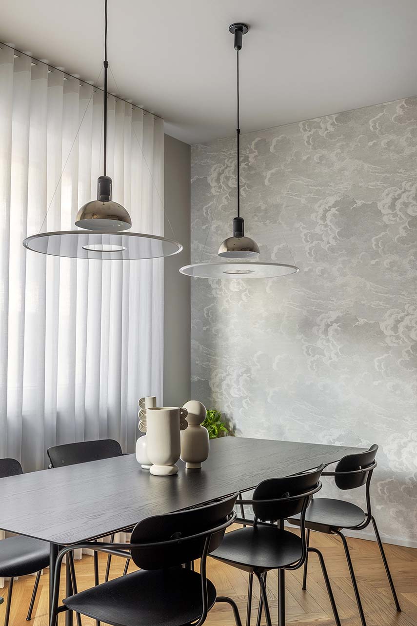 Apartment renovation: versatility, style, and character chromatics.