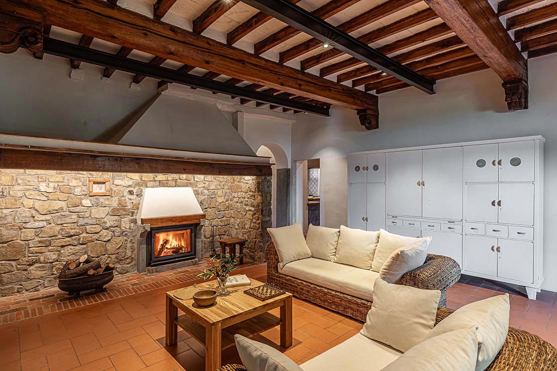 Tradition and innovation with wood at its core. Casa Rosa B&B in Florence