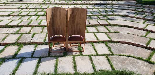 From the Yucatan tradition, the urban furniture to stay close to each other in the new canons of the current collective living
