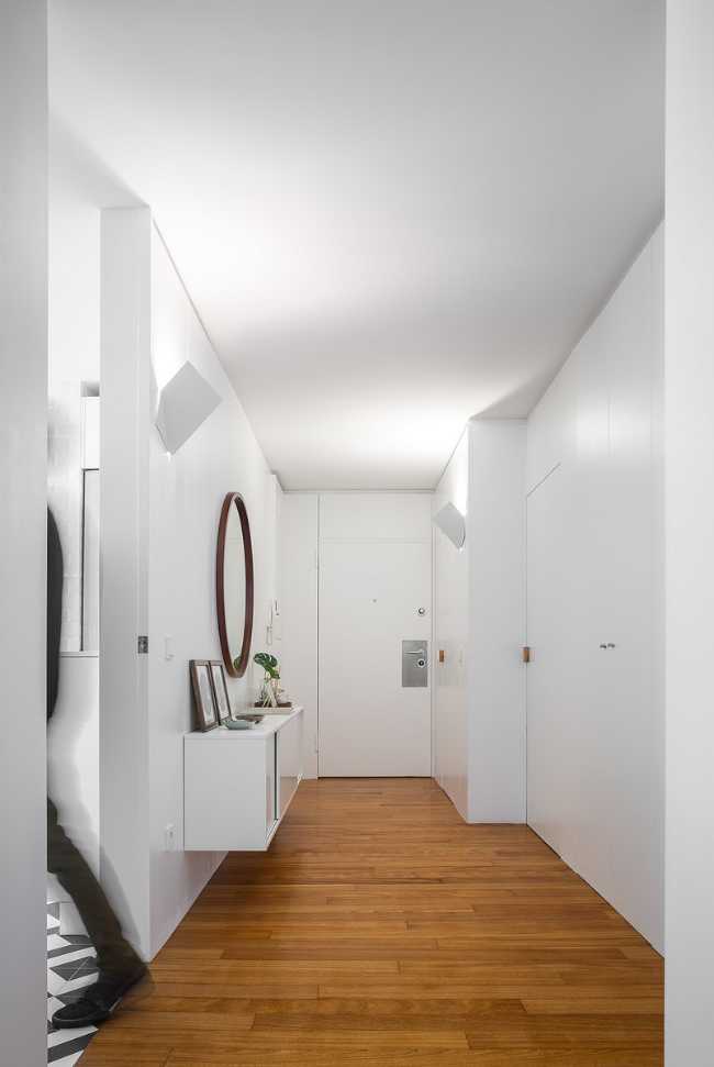 Revised internal structure of a flat. Increased visual communication between rooms