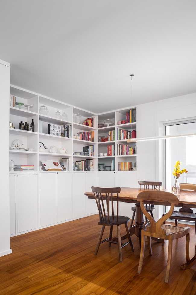 Revised internal structure of a flat. Increased visual communication between rooms