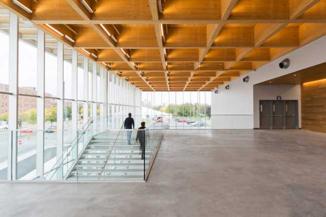 Ancient meets modern. Comparing architectures in the expansion of an auditorium