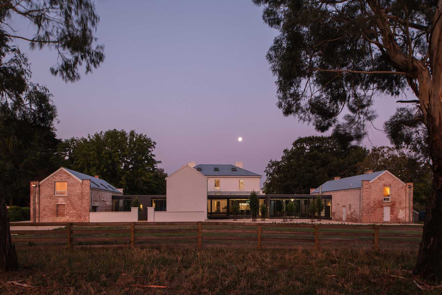 Symmons Plains Homestead: austere Georgian heritage grappling with a renovation shaped by modern trends