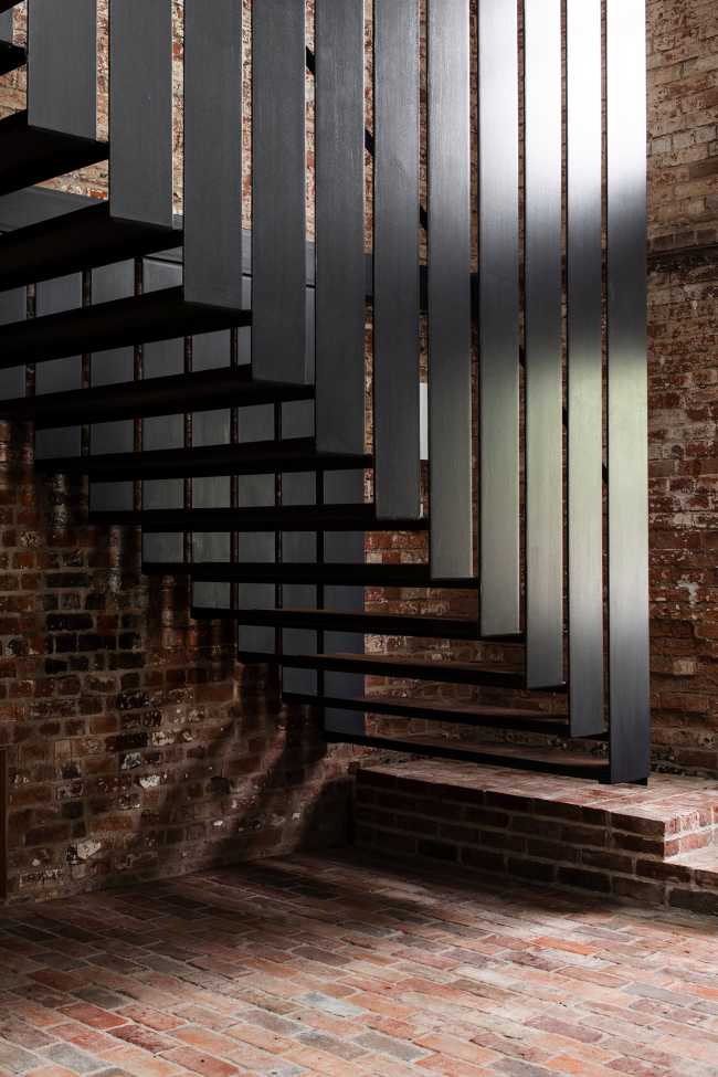 Symmons Plains Homestead: austere Georgian heritage grappling with a renovation shaped by modern trends