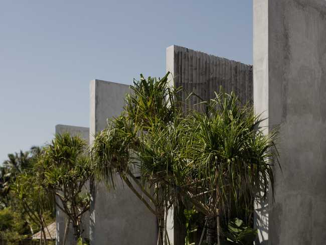 The Tiing: cement and bamboo for a boutique resort in Bali