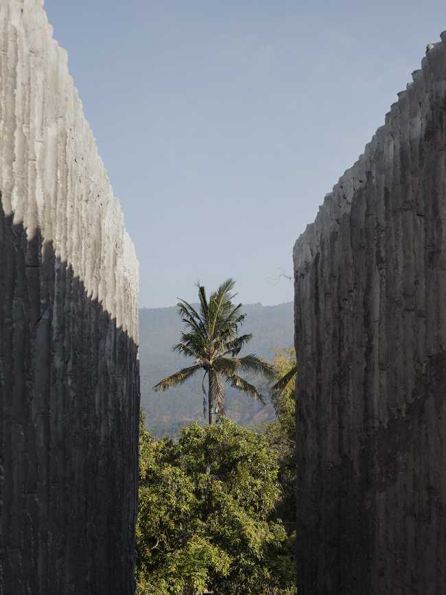 The Tiing: cement and bamboo for a boutique resort in Bali
