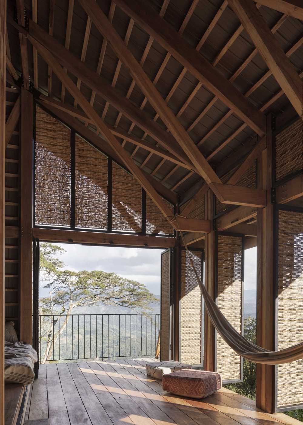 Casa Tejida, the paradise where clouds come for breakfast