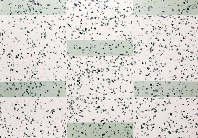 Above the treetops of Milan, in a light-filled apartment functionality and aesthetics vie for the throne