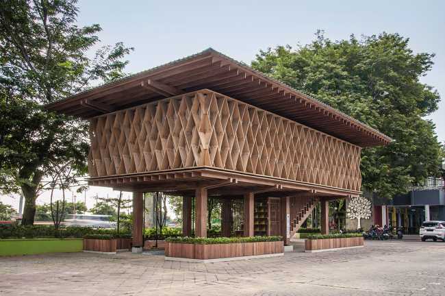 Increasing interest in reading? Microlibrary, multifunctional and sustainable community spaces