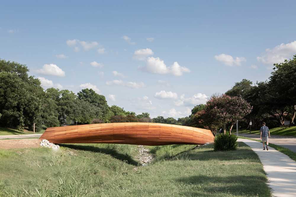 Drift: the innovative pedestrian bridge in Fort Worth, Texas