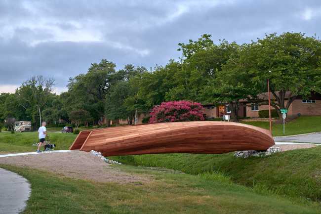 Drift: the innovative pedestrian bridge in Fort Worth, Texas