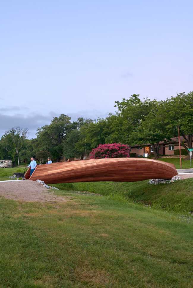 Drift: the innovative pedestrian bridge in Fort Worth, Texas