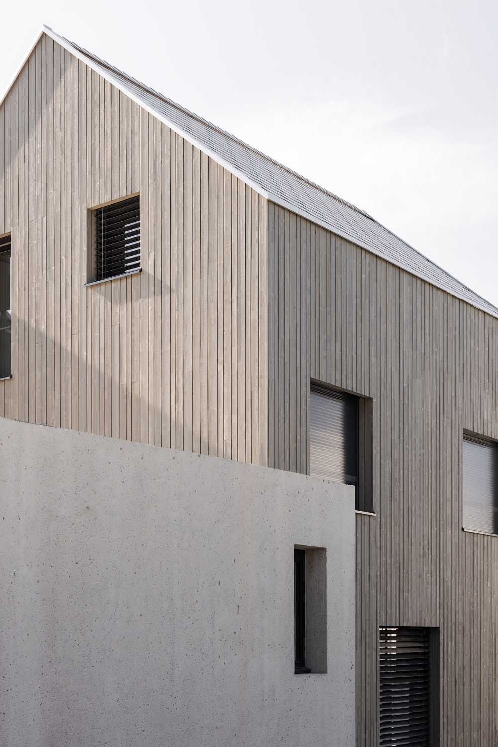 One structure, two dwellings, a stylish and elegant design