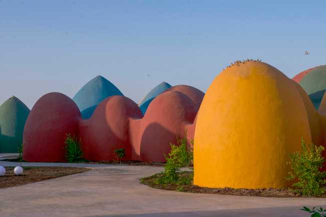 The Presence in Hormuz, the island that swells with rainbow-coloured domes