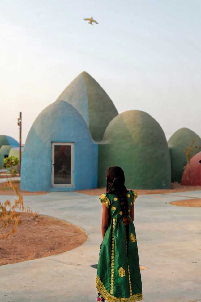 The Presence in Hormuz, the island that swells with rainbow-coloured domes