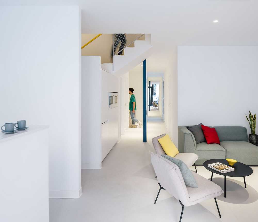 Individual and social dimensions: Dozendoors a co-living in Madrid's multi-ethnic neighborhood