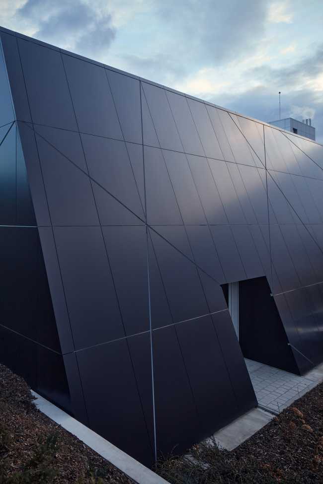 Louny municipal swimming pool is like a sharp rock revealing its precious heart for the well-being of citizens