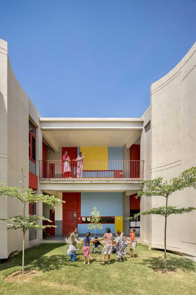 St Martha Bethany Vidyalaya School Phase 1, the ideal constructive envelope for the context