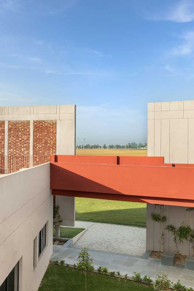St Martha Bethany Vidyalaya School Phase 1, the ideal constructive envelope for the context