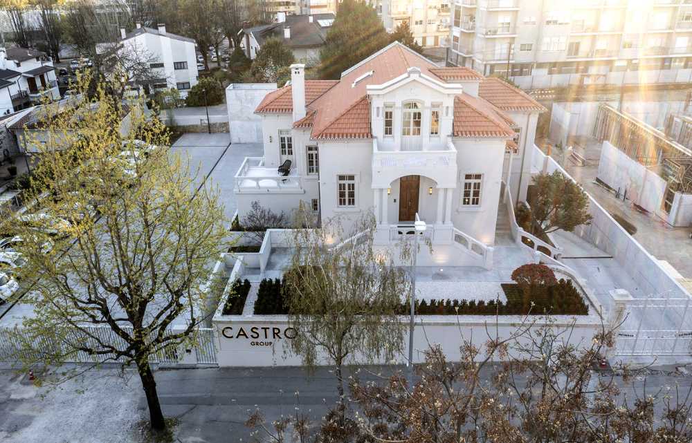New headquarters of Castro Group. A contemporary architectural intervention that preserves authenticity and the