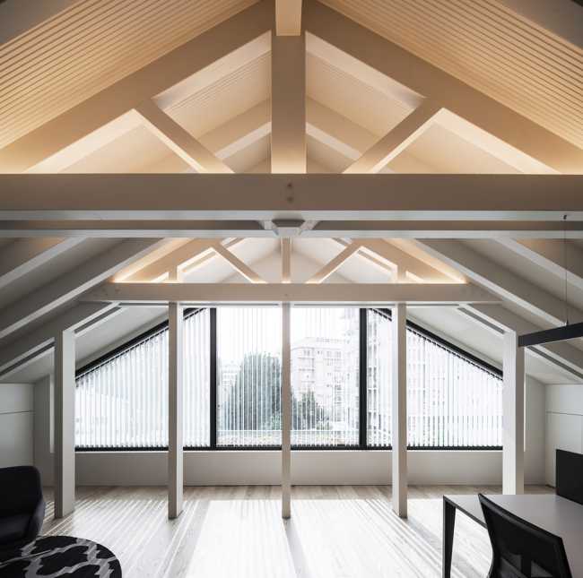 New headquarters of Castro Group. A contemporary architectural intervention that preserves authenticity and the