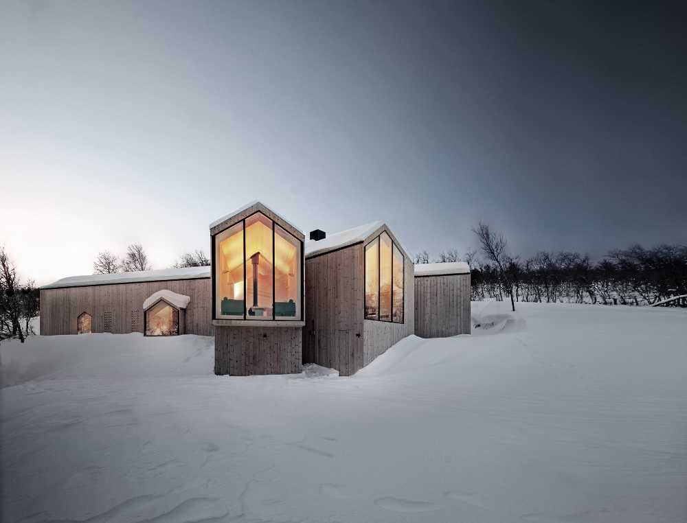 The beauty of the Split View Mountain Lodge between form and materiality