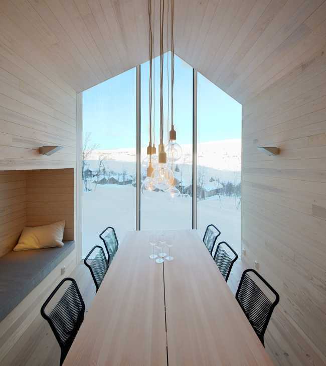 The beauty of the Split View Mountain Lodge between form and materiality