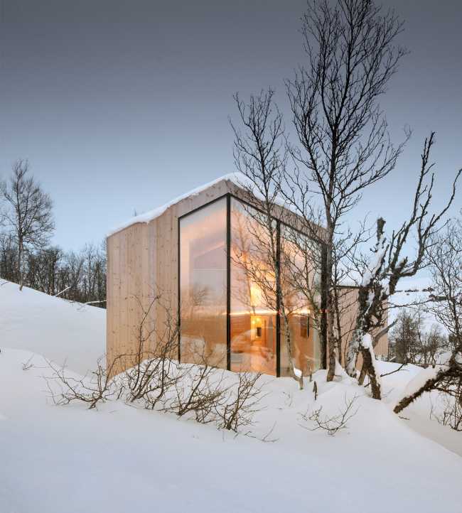 The beauty of the Split View Mountain Lodge between form and materiality