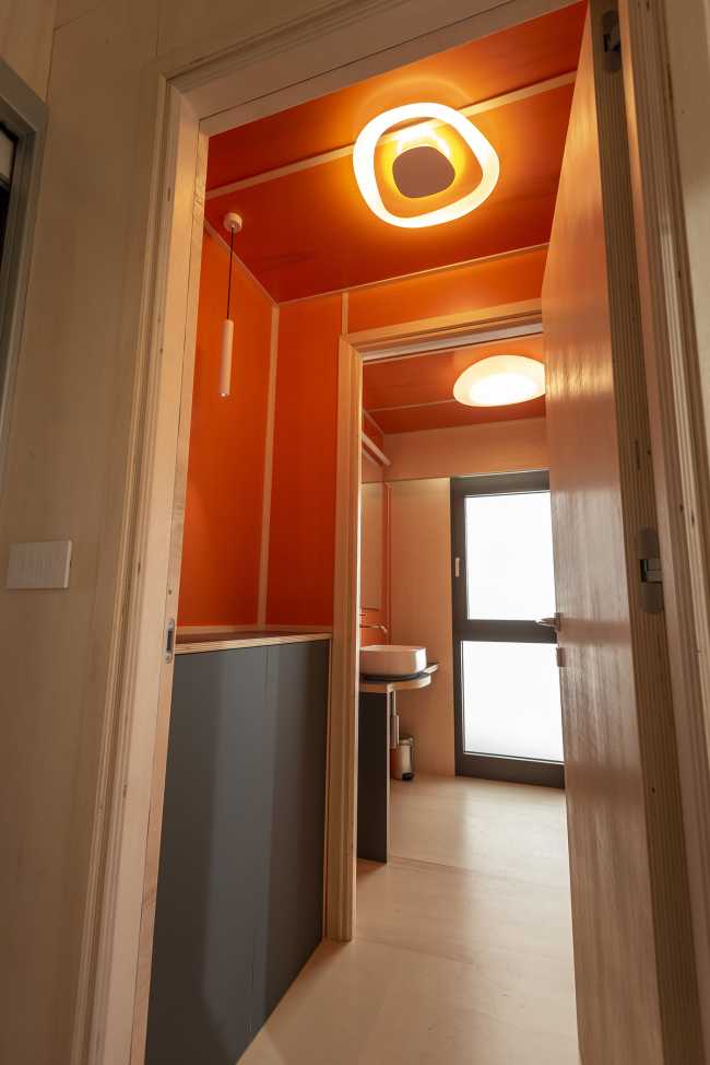 Vigolungo Showroom & Offices Channel: technological innovation and sustainable architecture