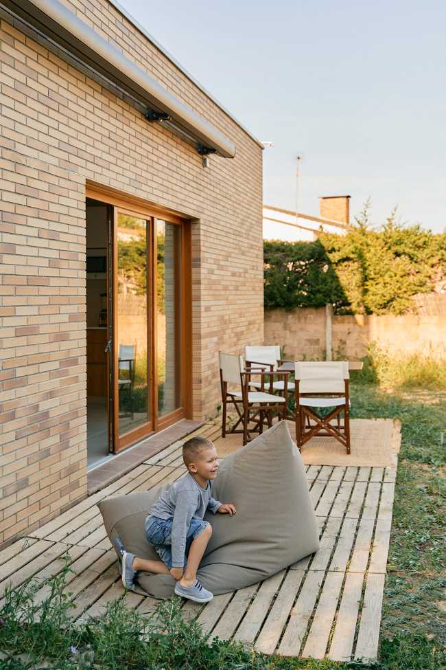 House in Massís del Garraf | Bioclimatic strategies for a Zero-energy villa