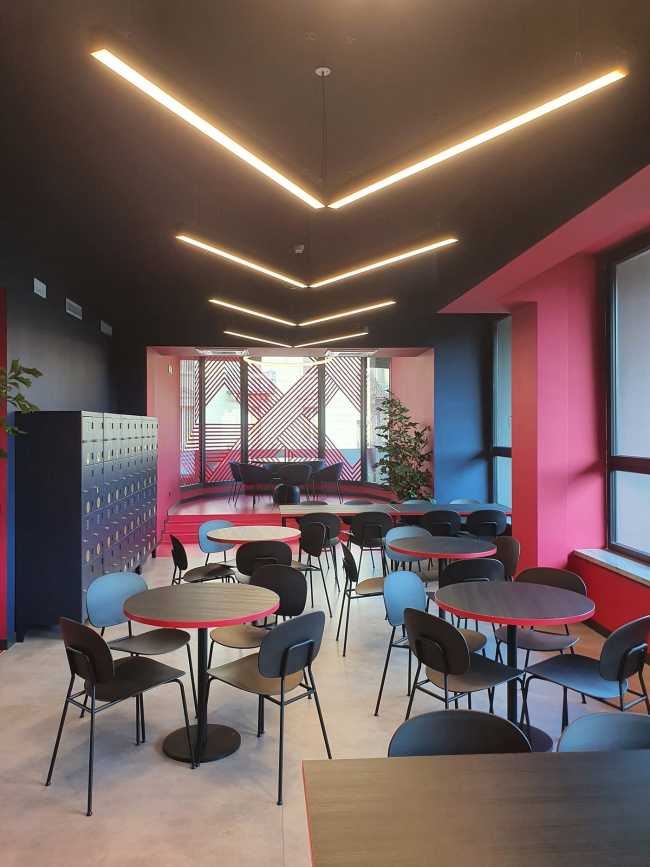 University Campus CX Turin Regina. Neither a simple hotel nor a dormitory, but a space interconnected with the city