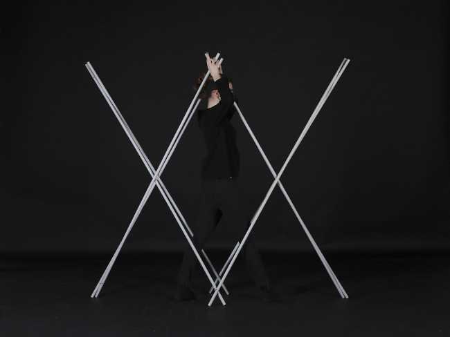 Emotional Space. A reflection on the relationships between space, body, and movement