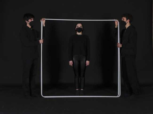 Emotional Space. A reflection on the relationships between space, body, and movement