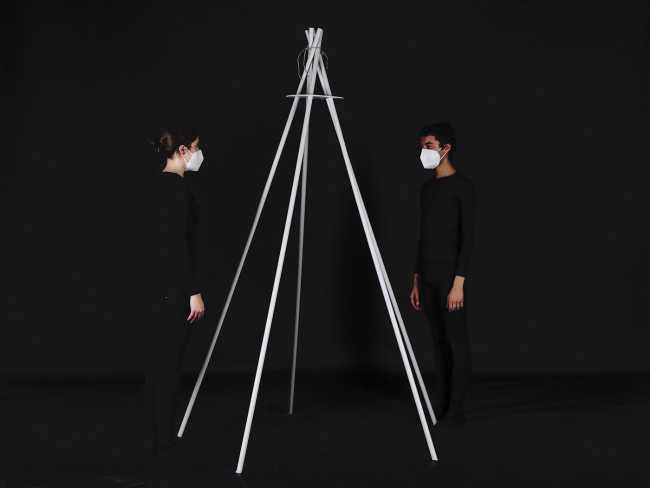 Emotional Space. A reflection on the relationships between space, body, and movement