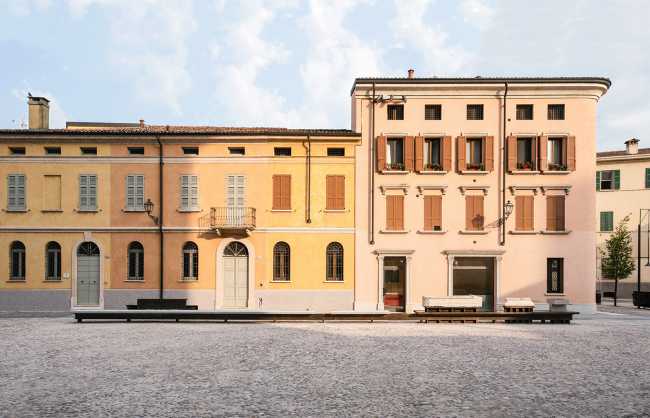 Restyling of Piazza Leon Battista Alberti in Mantua. A new unified perception to read the signs of time