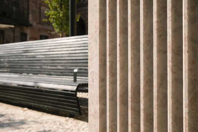 Restyling of Piazza Leon Battista Alberti in Mantua. A new unified perception to read the signs of time