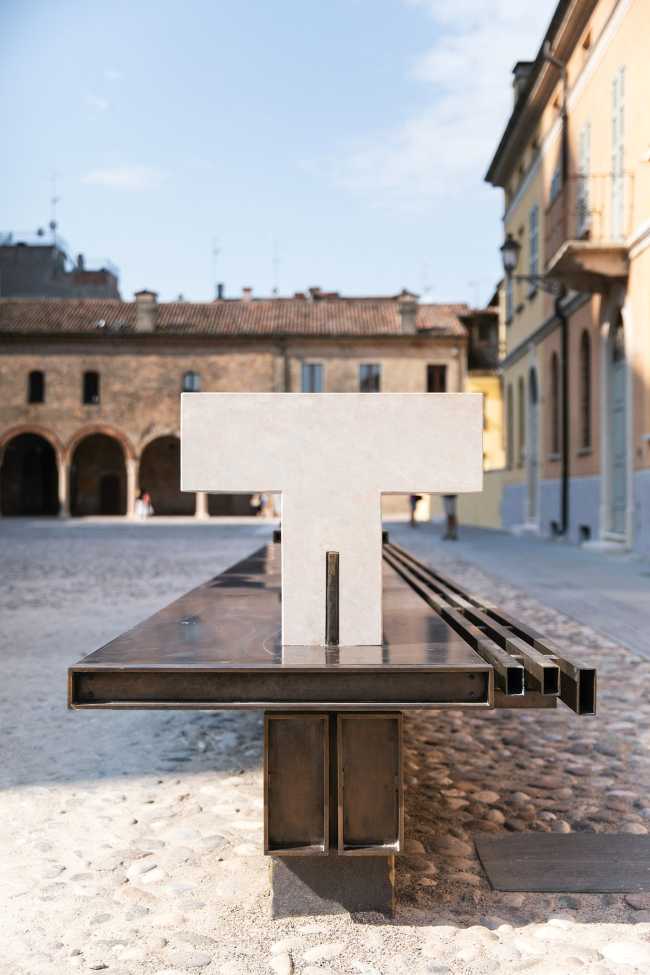 Restyling of Piazza Leon Battista Alberti in Mantua. A new unified perception to read the signs of time