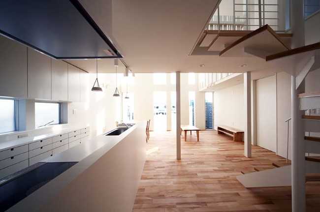 Air, light, and privacy for the inhabitants of the Breeze Box residence