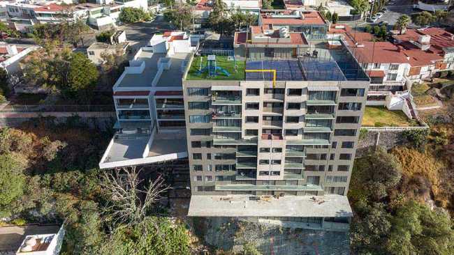 Comfort and Natural Light in the New Residential Complex Águilas 76