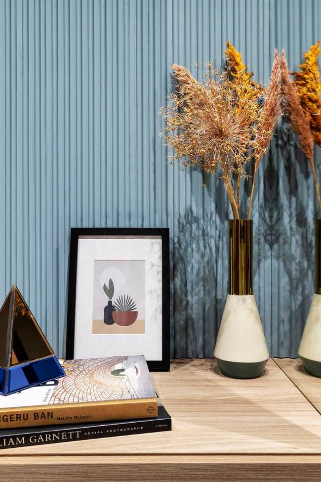 The material and the colour of a mini-apartment in Milan