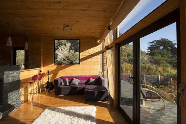 Energy-efficient Cube House integrated with nature