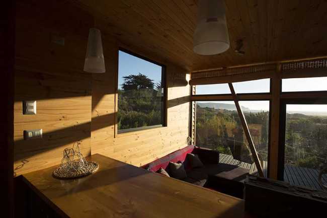 Energy-efficient Cube House integrated with nature