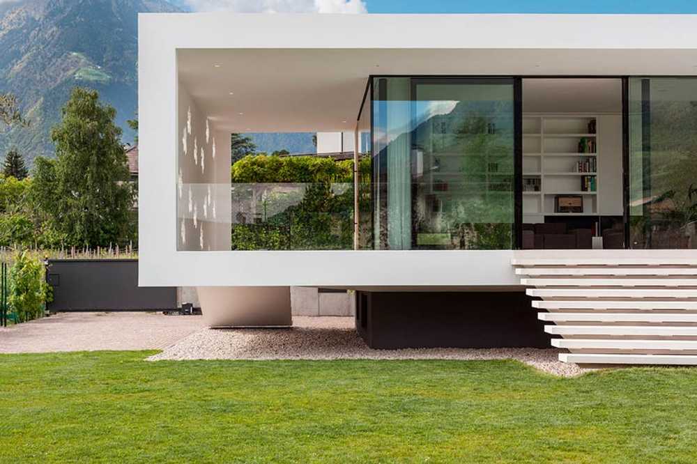 House T: pure volumes for a house in Merano