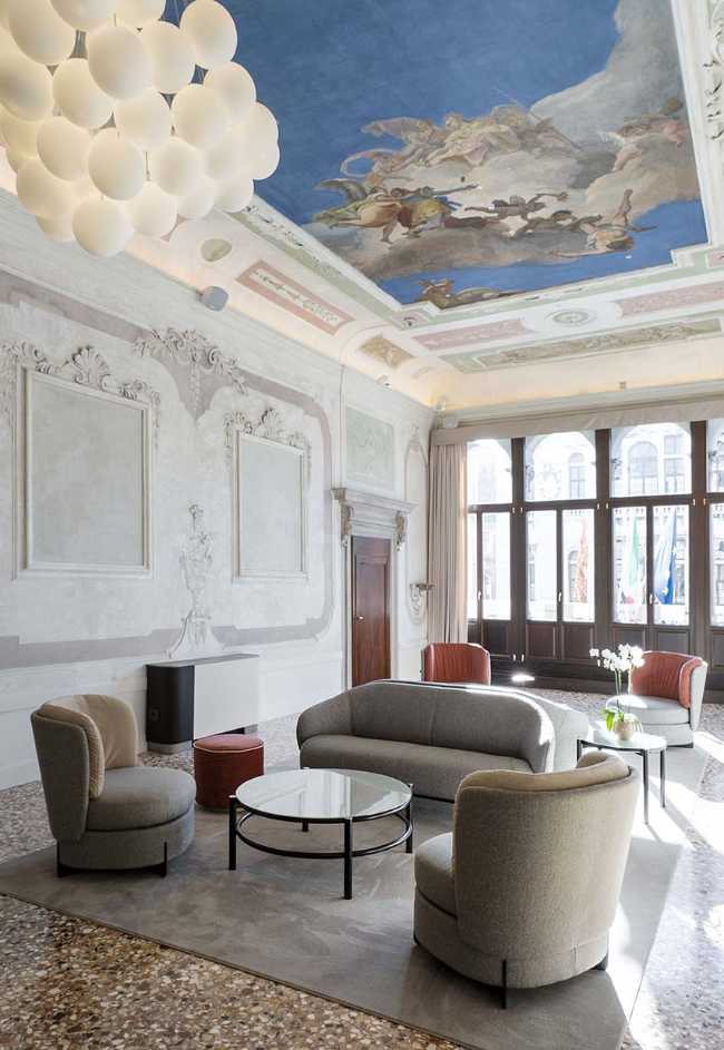 Nani Palace in Venice: from historic residence to luxury hotel