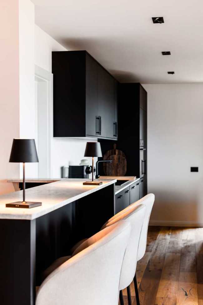 Apartment AKH: a refuge blending Nordic elegance and Alpine warmth