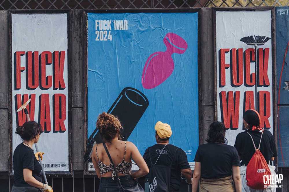 À Bologne, l'art contre la guerre envahit les rues avec CHEAP.