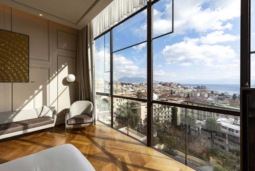 Soluzioni Saint-Gobain per l'Hotel The Britannique Napoli – Curio by Hilton