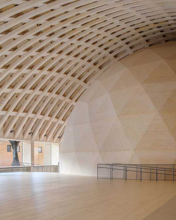 Use of unexplored properties of materials. Wisdome Stockholm Museum